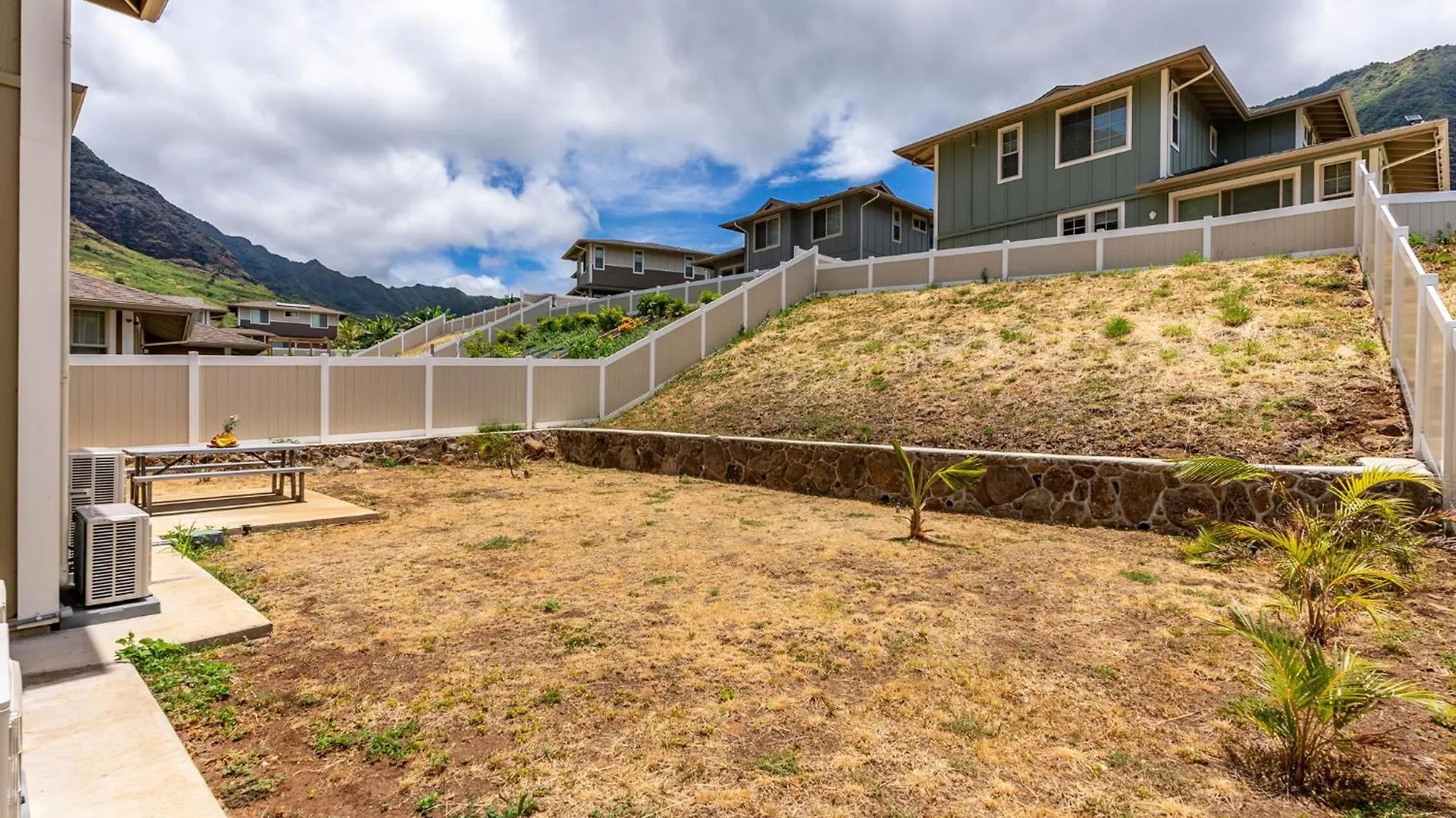 펜션 Waianae # Marbella Lane-Elegant 3Br Getaway W-Superb Views 빌라