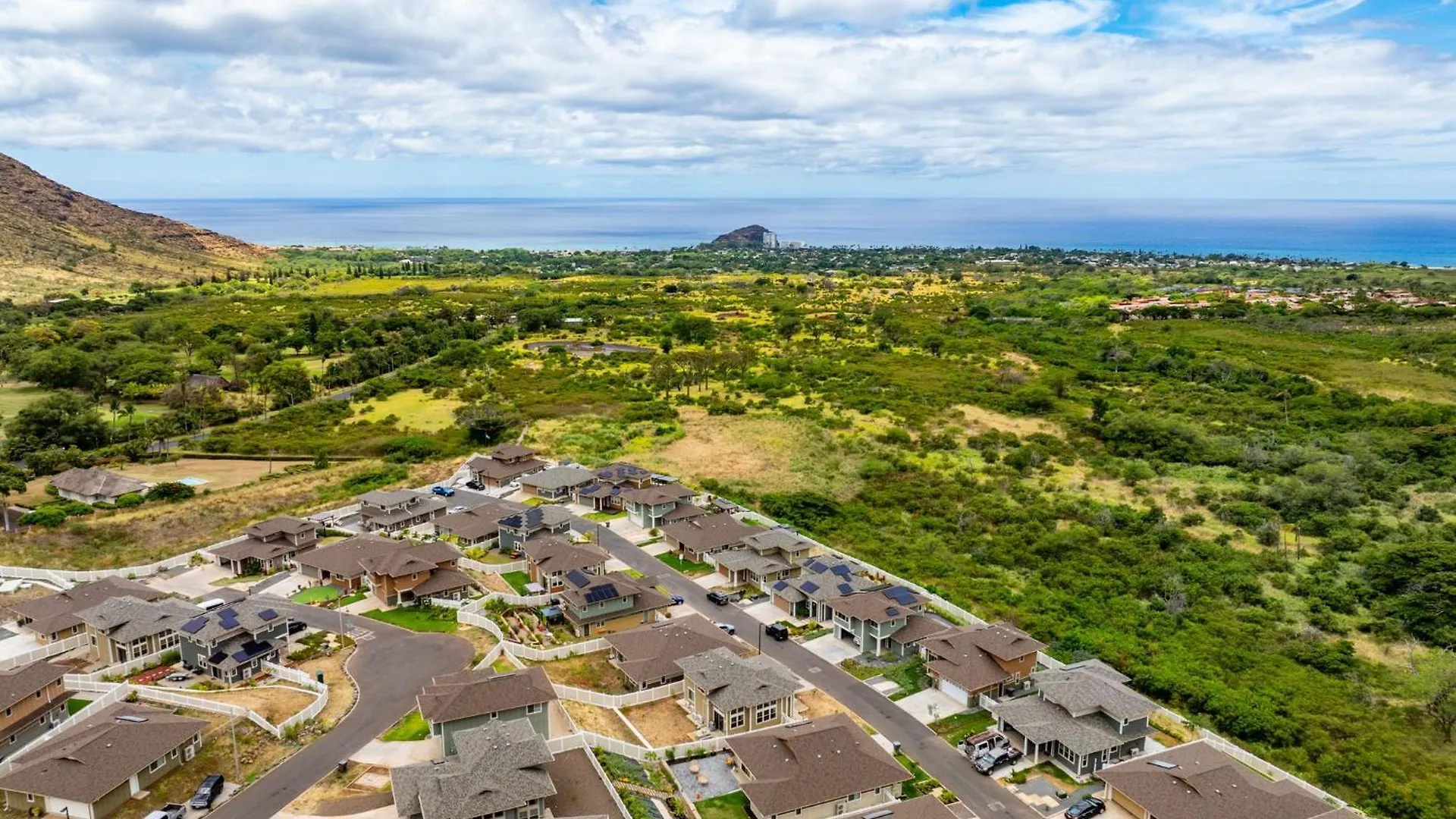 Holiday home # Marbella Lane-Elegant 3Br Getaway W-Superb Views Villa Waianae